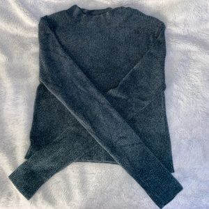 Cute green/navyblue turtle neck with long sleeves